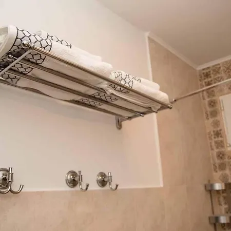 Colonial Touch Apartament Brașov Exterior foto
